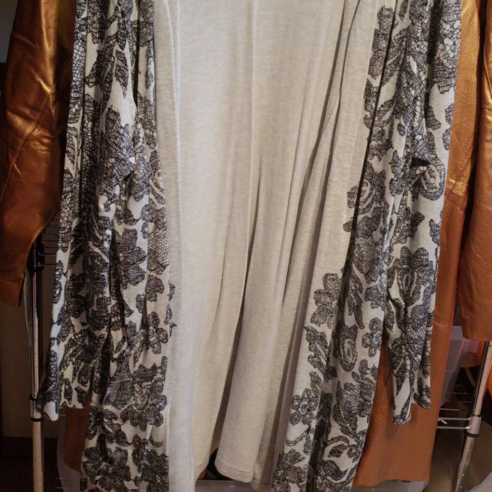 Long cardigan